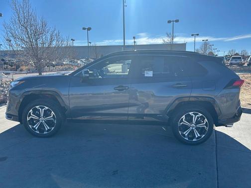 2025 Toyota RAV4 Hybrid SE