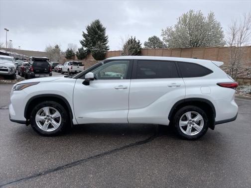 2023 Toyota Highlander Hybrid LE