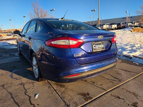 2015 Ford Fusion SE