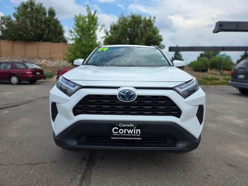 2024 Toyota RAV4 Hybrid XLE
