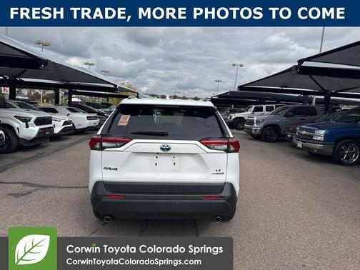 2024 Toyota RAV4 Hybrid LE
