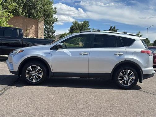 2016 Toyota RAV4 Hybrid XLE