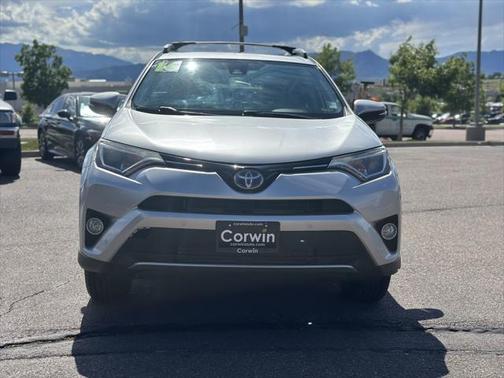 2016 Toyota RAV4 Hybrid XLE