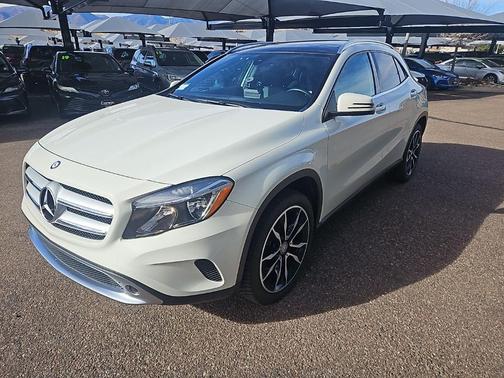2017 Mercedes-Benz GLA 250 Base