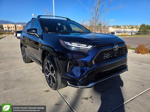 2025 Toyota RAV4 Hybrid SE