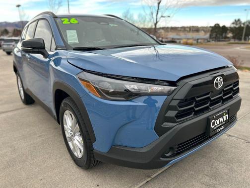 2026 Toyota Corolla Cross LE