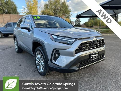 2025 Toyota RAV4 XLE Premium