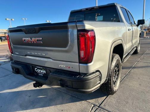 2023 GMC Sierra 1500 AT4X