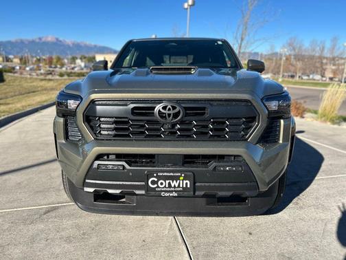 2025 Toyota Tacoma TRD Sport