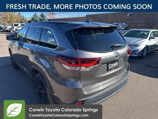 2019 Toyota Highlander SE