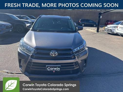 2019 Toyota Highlander SE