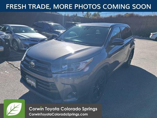 2019 Toyota Highlander SE