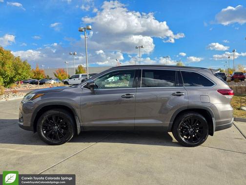 2019 Toyota Highlander SE