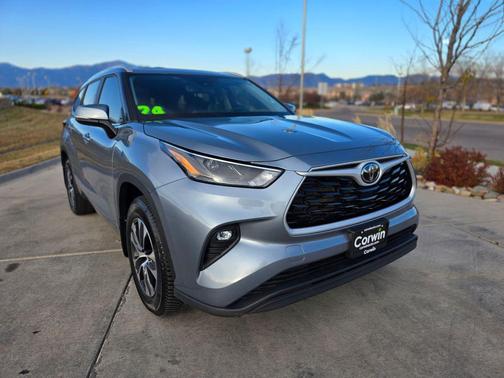 2023 Toyota Highlander XLE