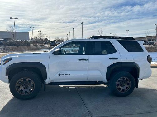 2025 Toyota 4Runner Hybrid Trailhunter