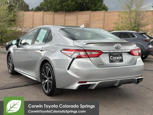 2020 Toyota Camry SE