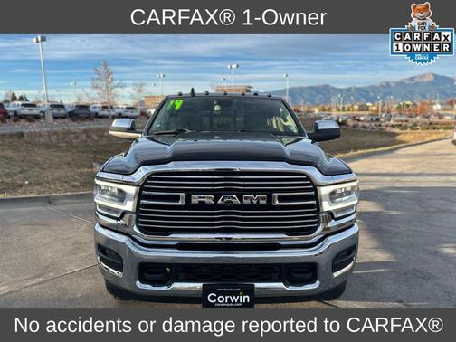 2019 RAM 3500 Laramie Crew Cab 4x4 8' Box