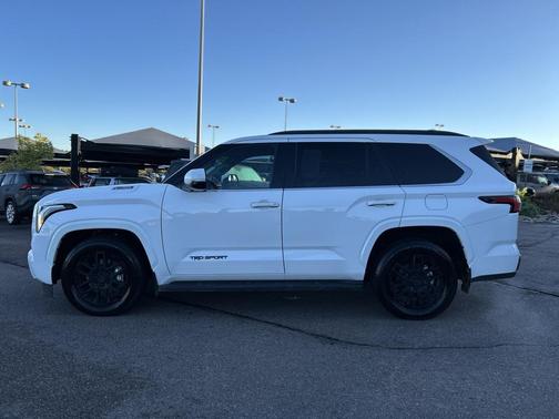 2025 Toyota Sequoia SR5