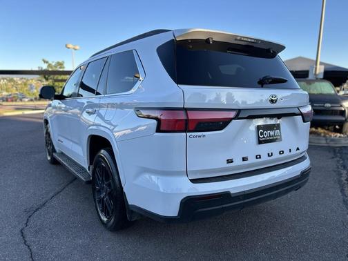 2025 Toyota Sequoia SR5