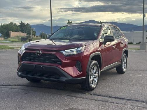2025 Toyota RAV4 Hybrid LE