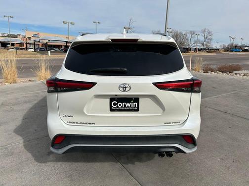 2021 Toyota Highlander XSE