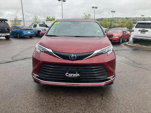 2023 Toyota Sienna XLE 7 Passenger