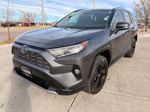 2019 Toyota RAV4 Hybrid SE