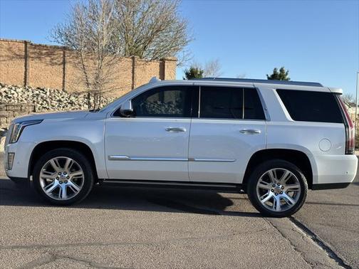 2017 Cadillac Escalade Premium Luxury