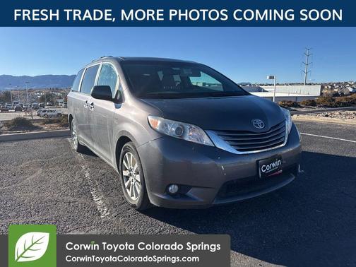 2017 Toyota Sienna XLE Premium