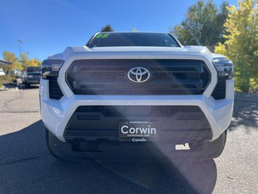 2025 Toyota Tacoma SR