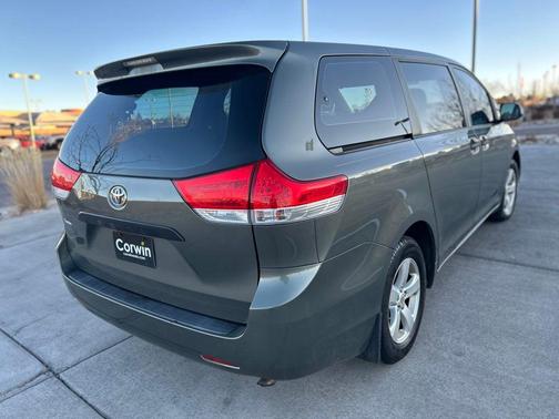 2011 Toyota Sienna Base