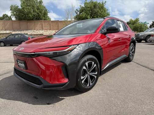 2025 Toyota bZ4X XLE