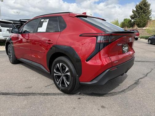 2025 Toyota bZ4X XLE