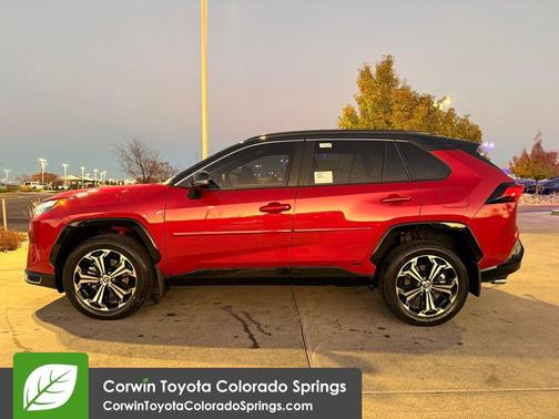 2025 Toyota RAV4 Hybrid SE