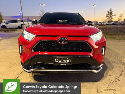 2025 Toyota RAV4 Hybrid SE