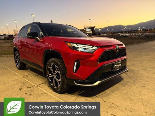 2025 Toyota RAV4 Hybrid SE