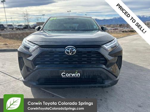 2024 Toyota RAV4 LE