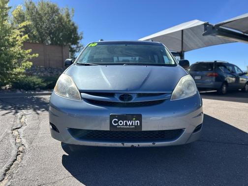 2010 Toyota Sienna LE