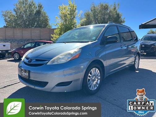 2010 Toyota Sienna LE