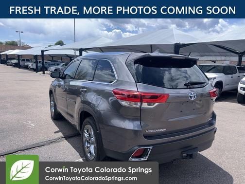 Predawn Gray Mica 2019 Toyota Highlander Hybrid Platinum