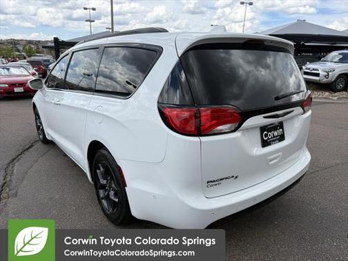 2019 Chrysler Pacifica Touring L