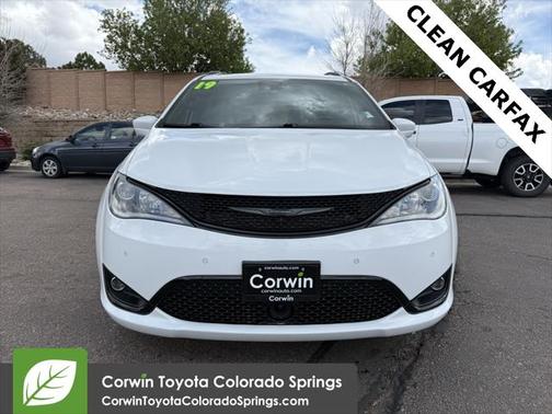 2019 Chrysler Pacifica Touring L