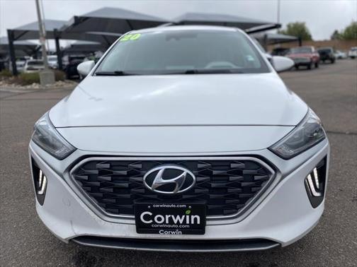 2020 Hyundai IONIQ Hybrid SE