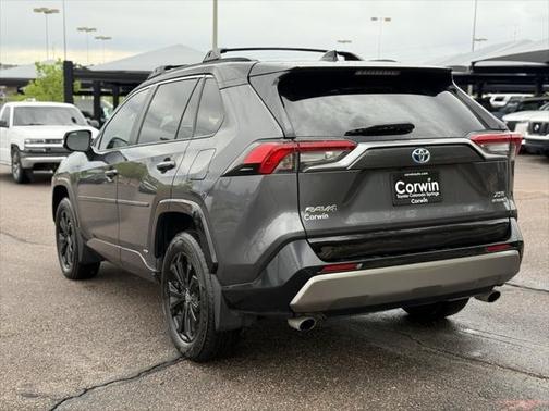 2022 Toyota RAV4 Hybrid SE