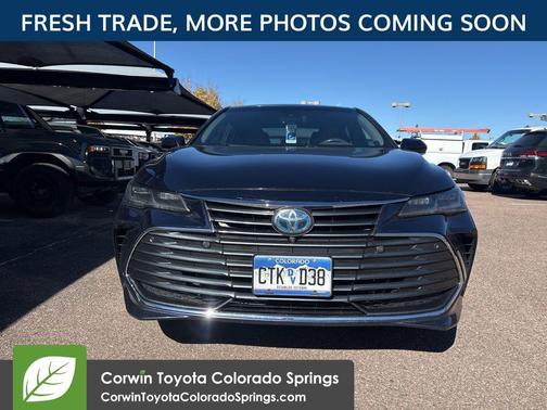 2022 Toyota Avalon Hybrid Limited