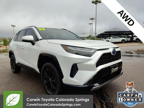 2023 Toyota RAV4 Hybrid SE
