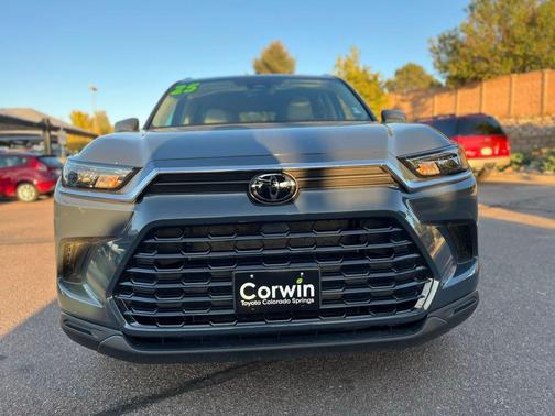 2025 Toyota Grand Highlander XLE
