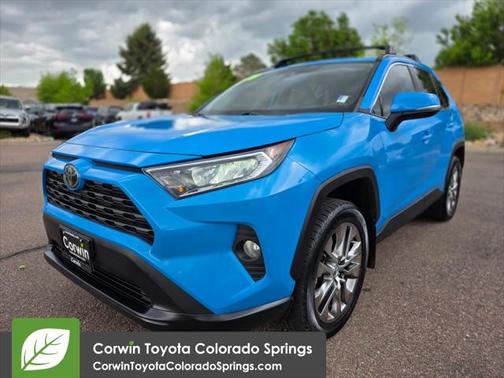 2020 Toyota RAV4 XLE Premium