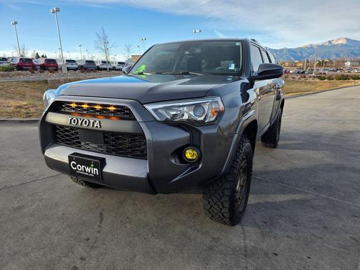 2023 Toyota 4Runner SR5