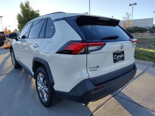 2021 Toyota RAV4 XLE Premium